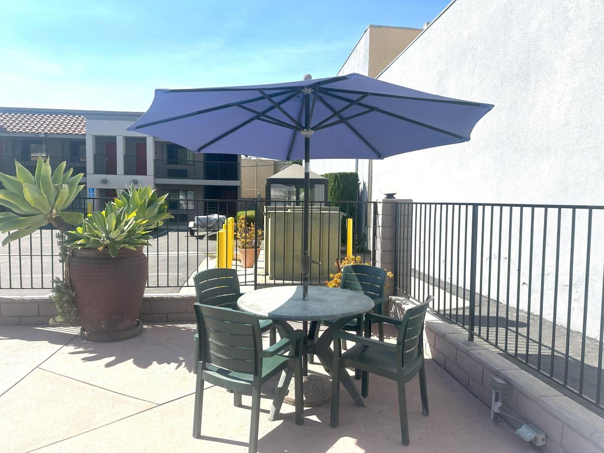 The Hills Inn Eagle Rock - Near Old Town Pasadena photo 5