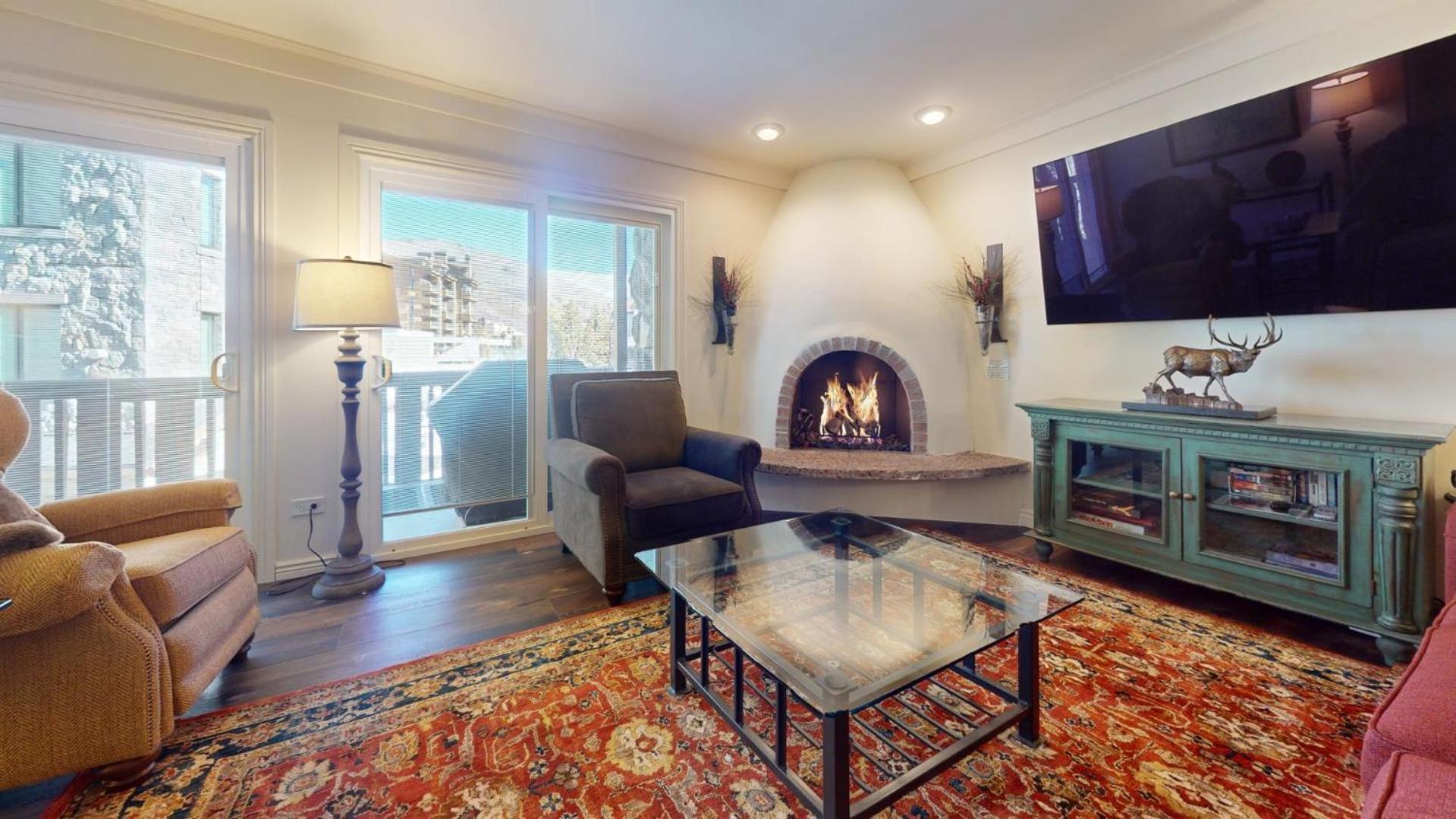 Enzian - CoralTree Residence Collection photo 33