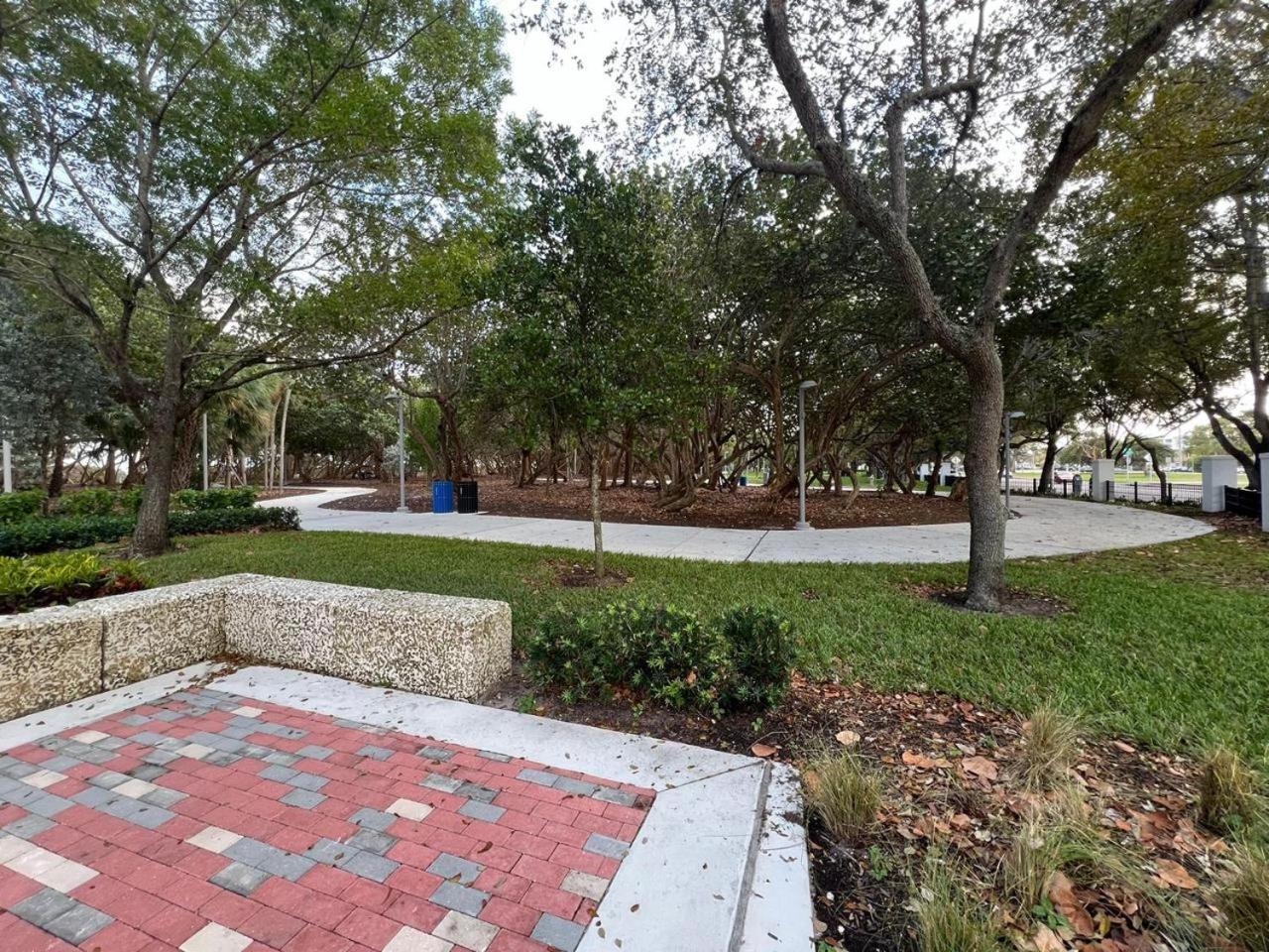 Los Patios Home Suites photo 57