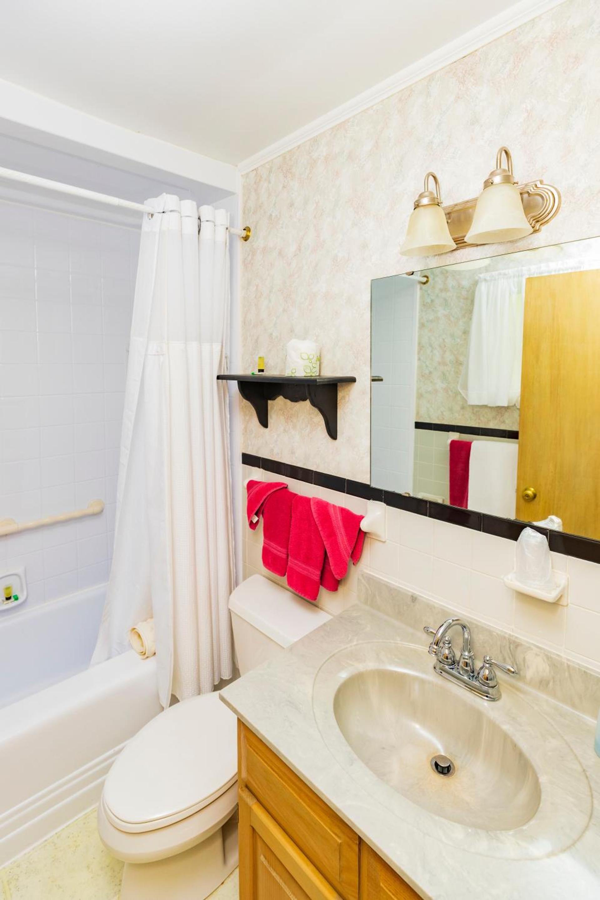 Azalea Garden Inn photo 56