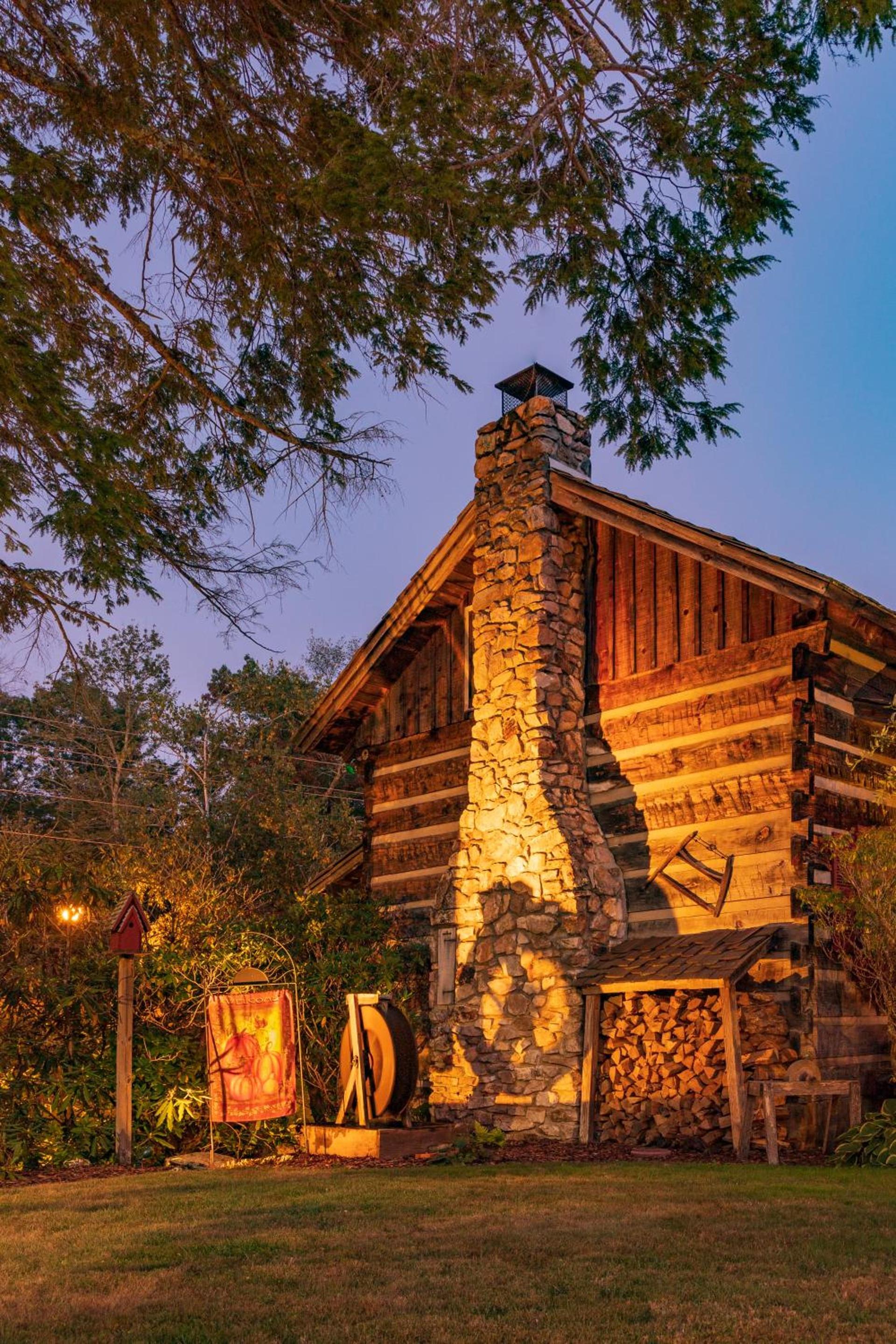 Azalea Garden Inn photo 52