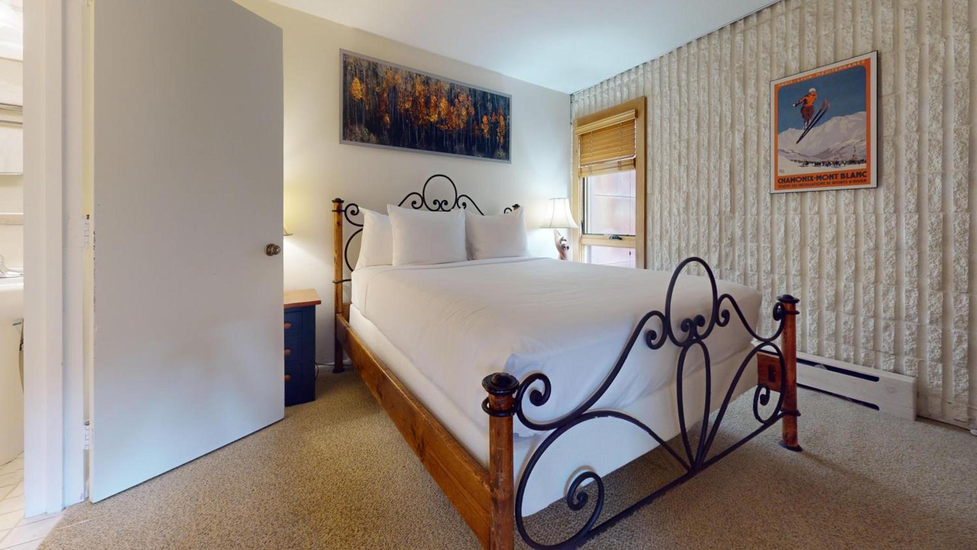 Vail 21 - CoralTree Residence Collection photo 34