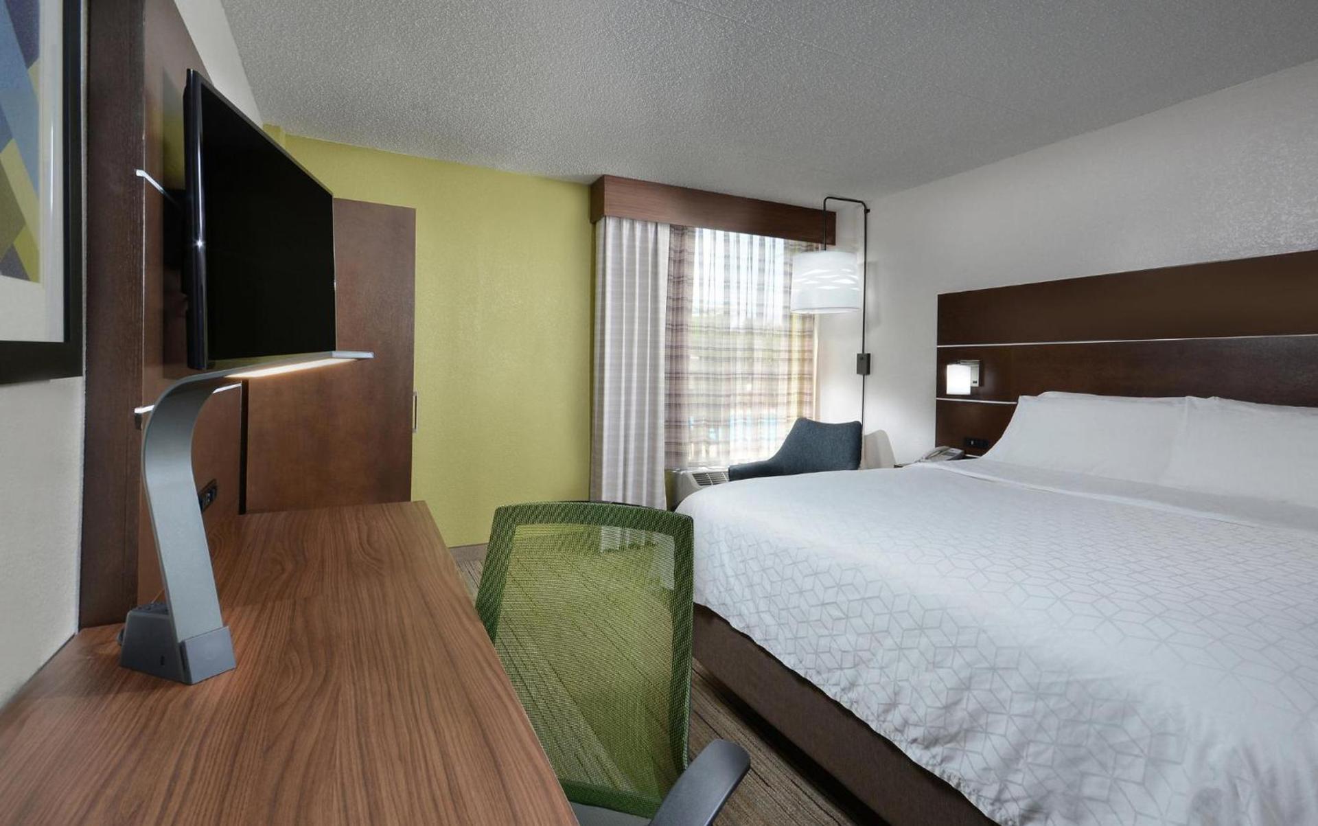 Holiday Inn Express Danville by IHG photo 41