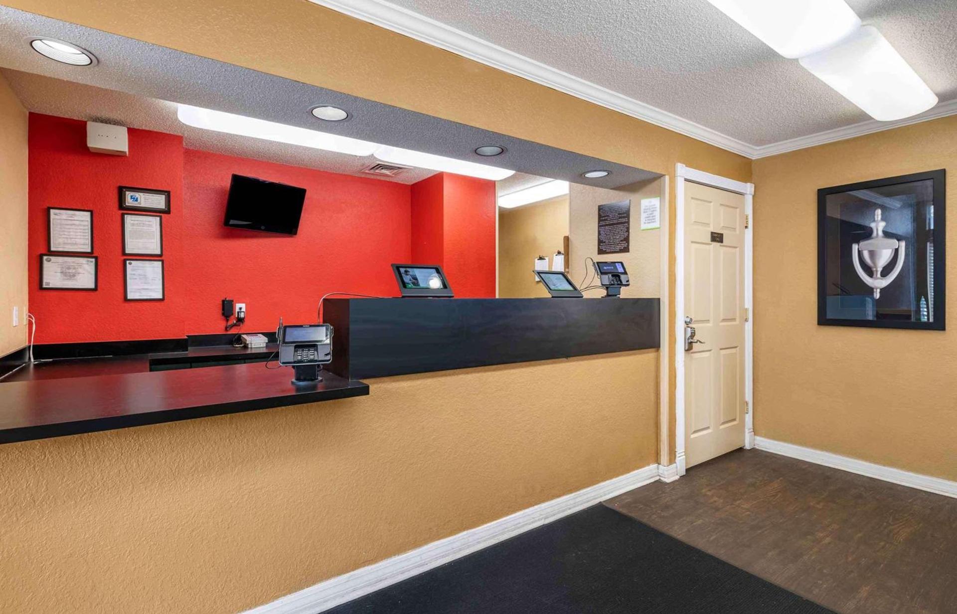 Extended Stay America Select Suites - Jacksonville - Southside - St Johns Towne Ctr photo 4