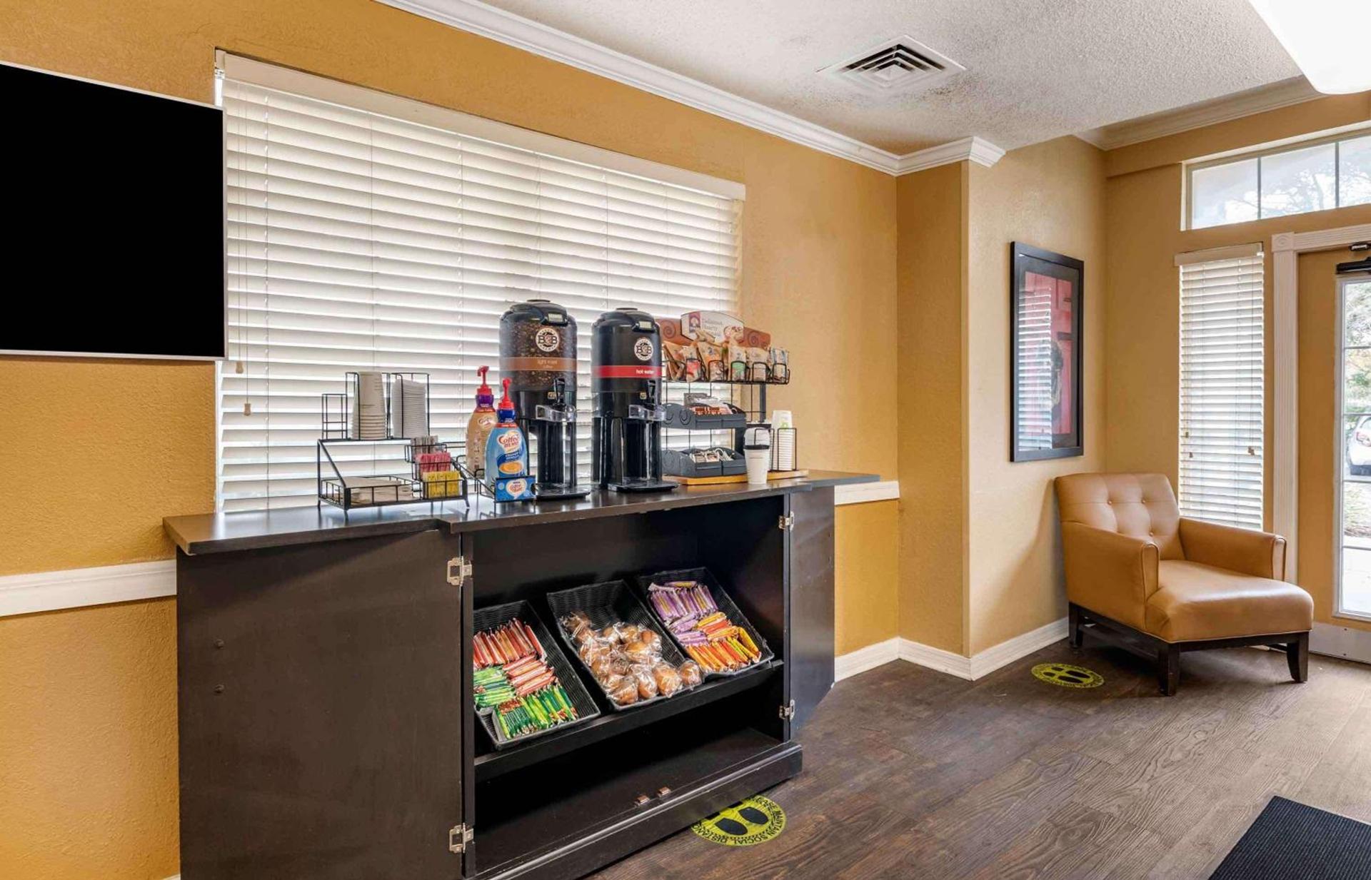 Extended Stay America Select Suites - Jacksonville - Southside - St Johns Towne Ctr photo 7