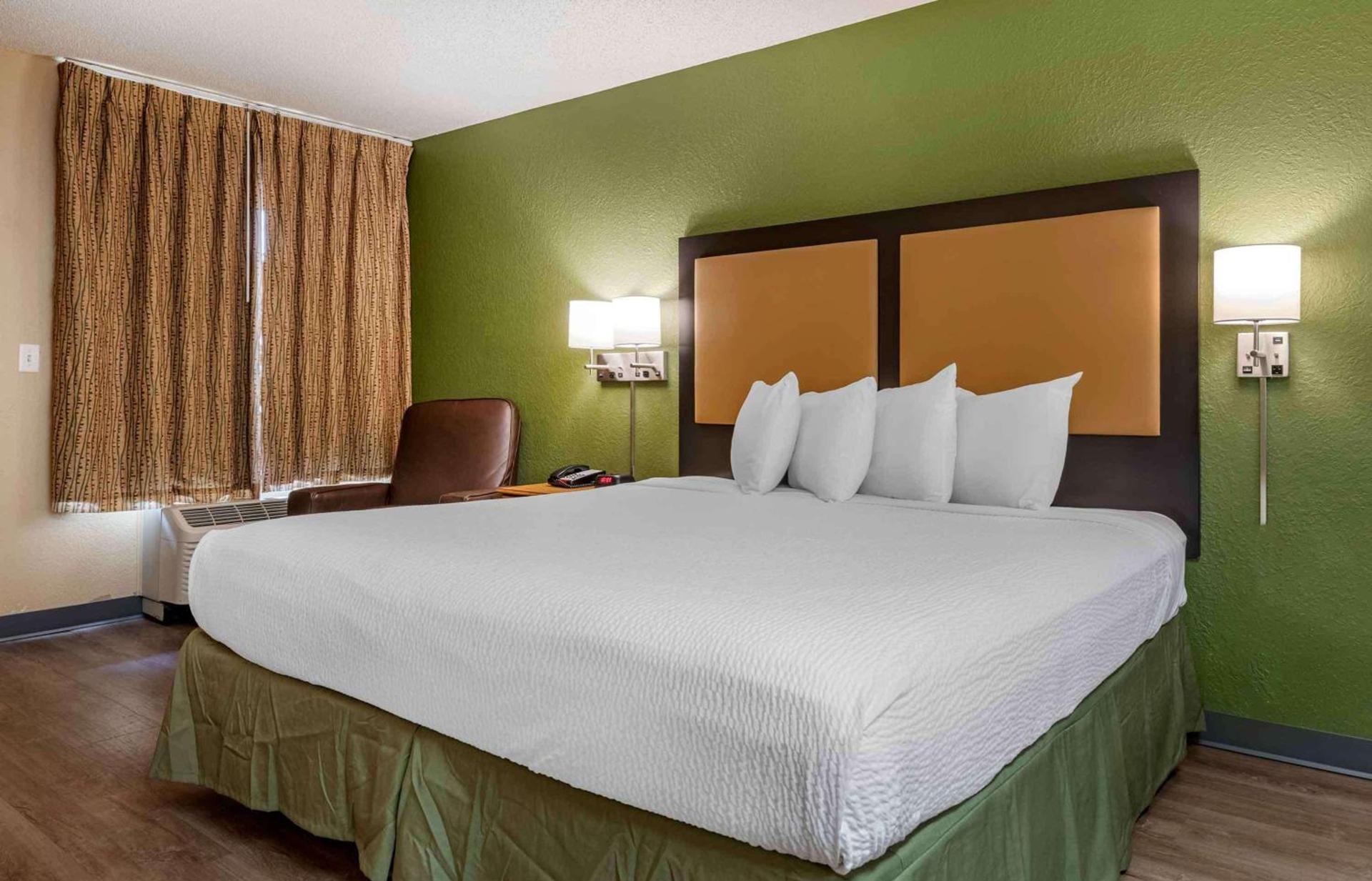 Extended Stay America Select Suites - Jacksonville - Southside - St Johns Towne Ctr photo 18