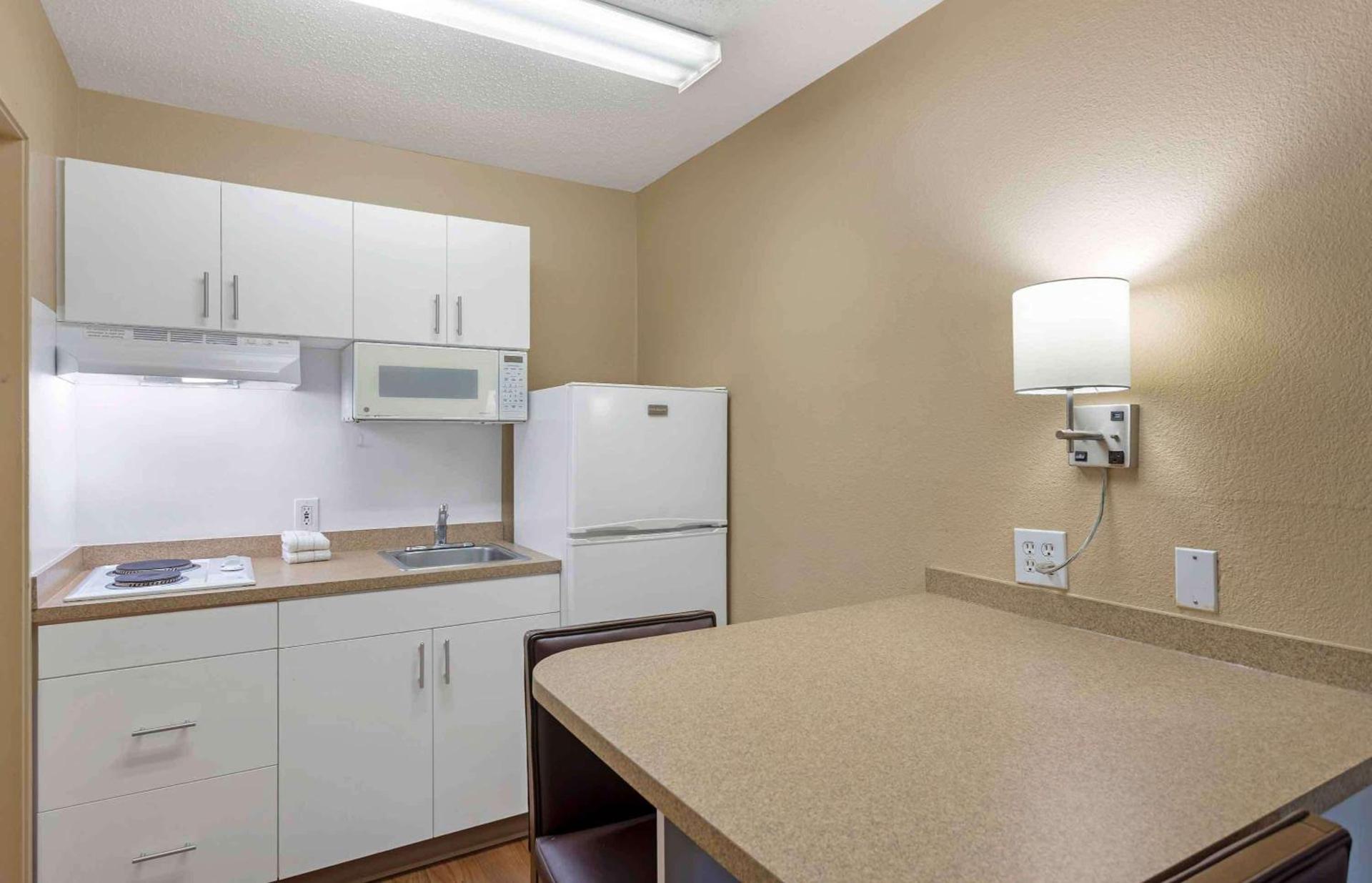 Extended Stay America Select Suites - Jacksonville - Southside - St Johns Towne Ctr photo 34