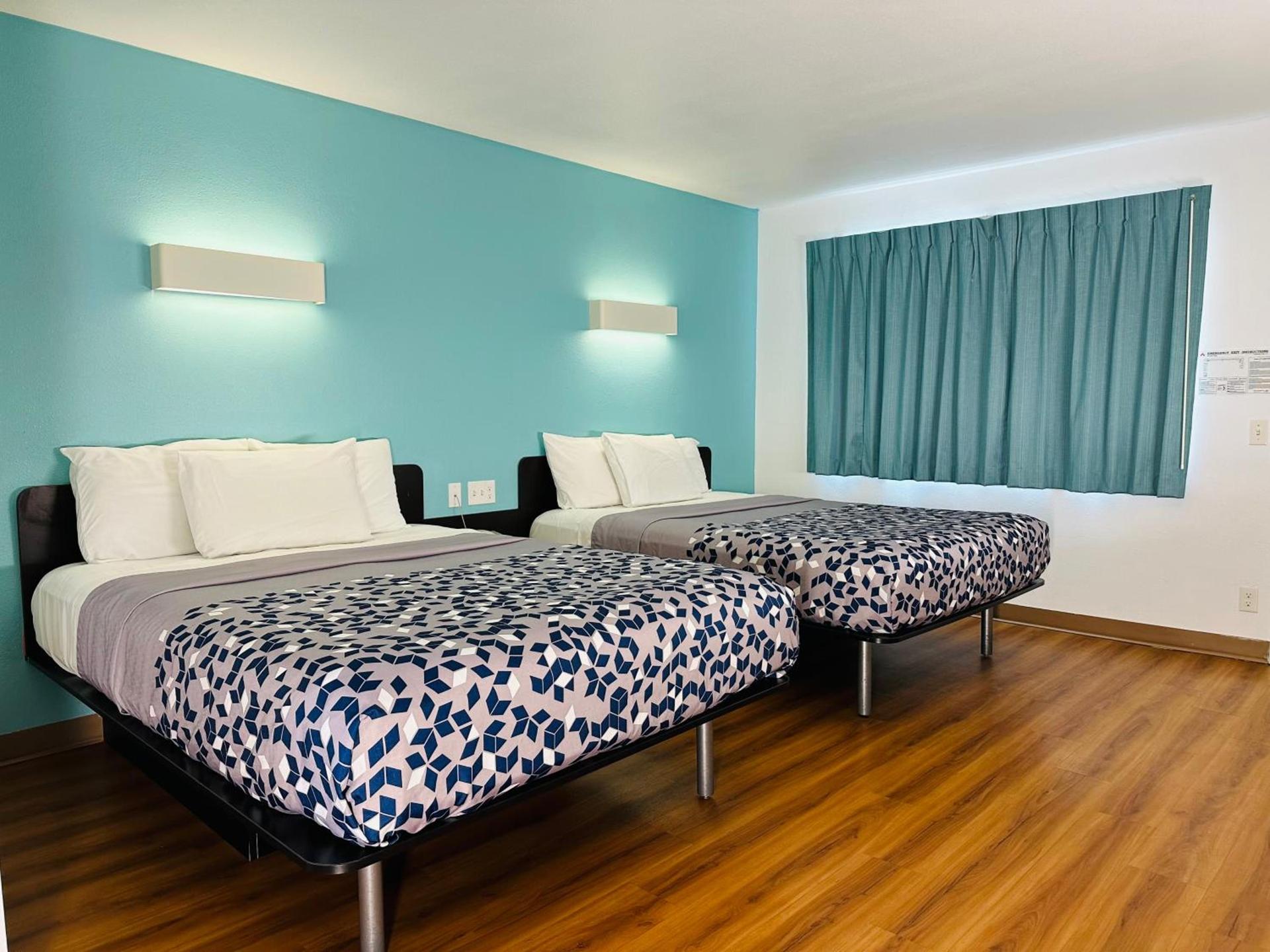 Beachside Inn photo 22