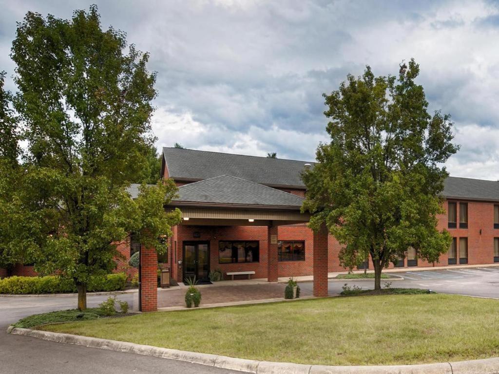 Best Western PLUS Caldwell Inn photo 1