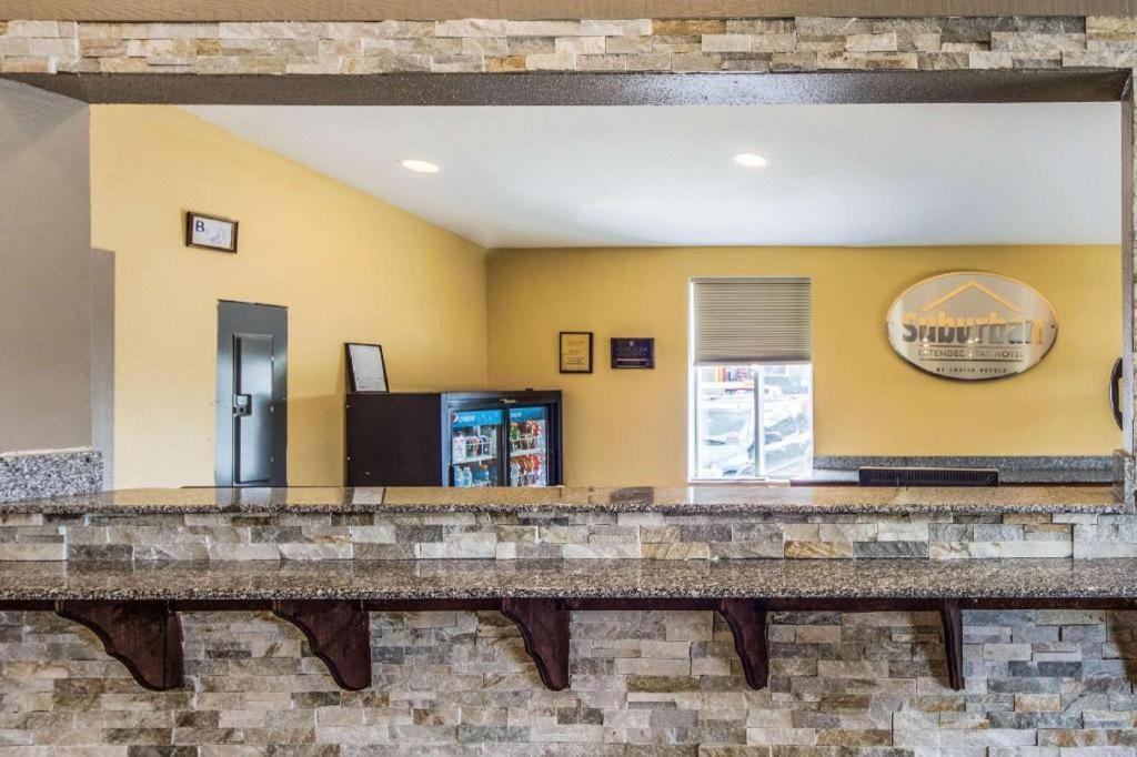 Suburban Studios Fort Wayne photo 2