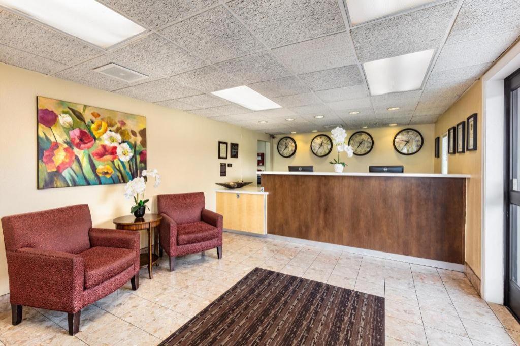 Key Inn and Suites photo 3