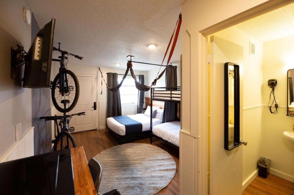 LOGE Breckenridge photo 12
