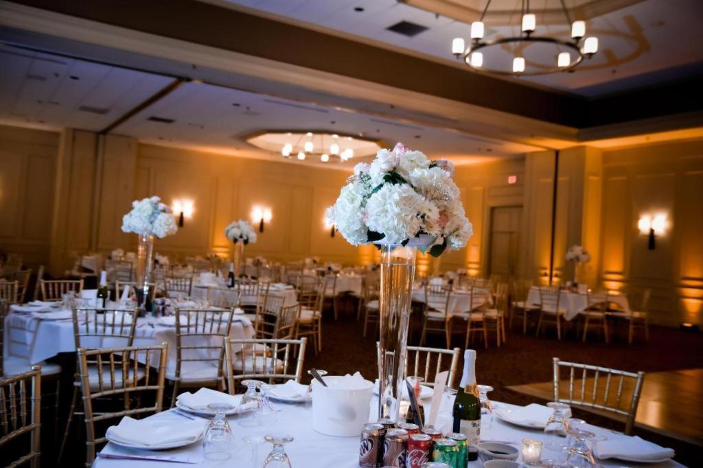 Adam's Mark Hotel & Conference Center photo 9