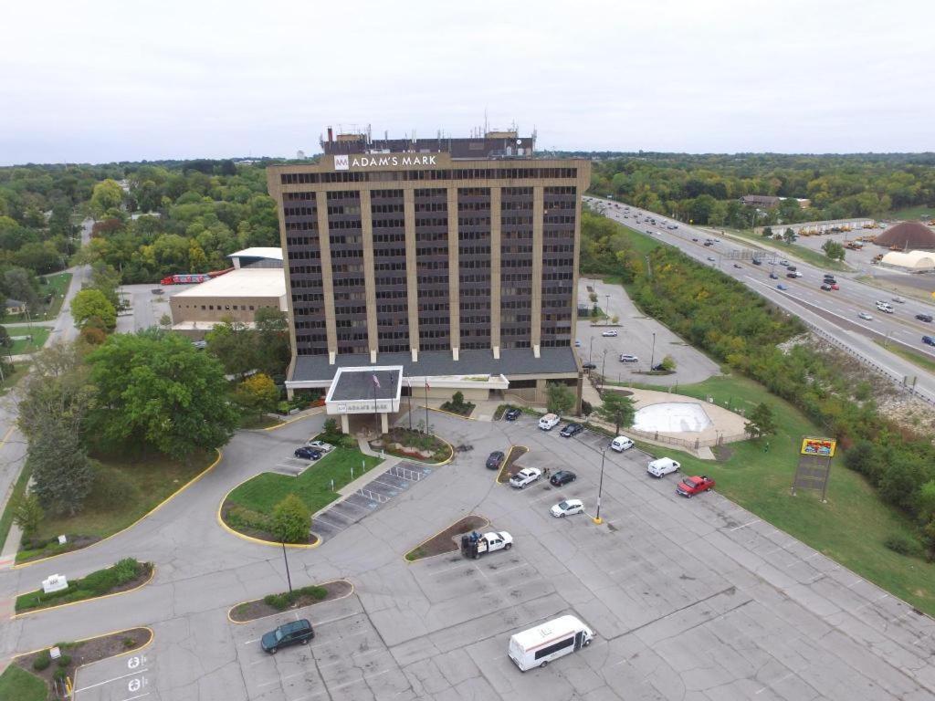 Adam's Mark Hotel & Conference Center photo 26