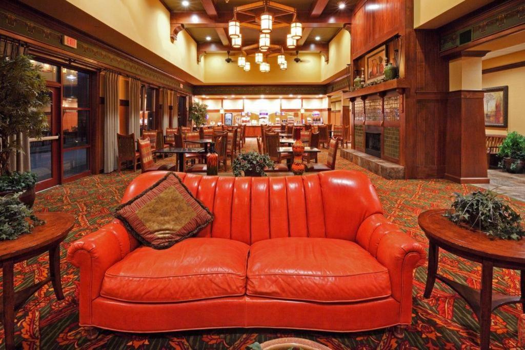 The Q Hotel & Suites photo 6