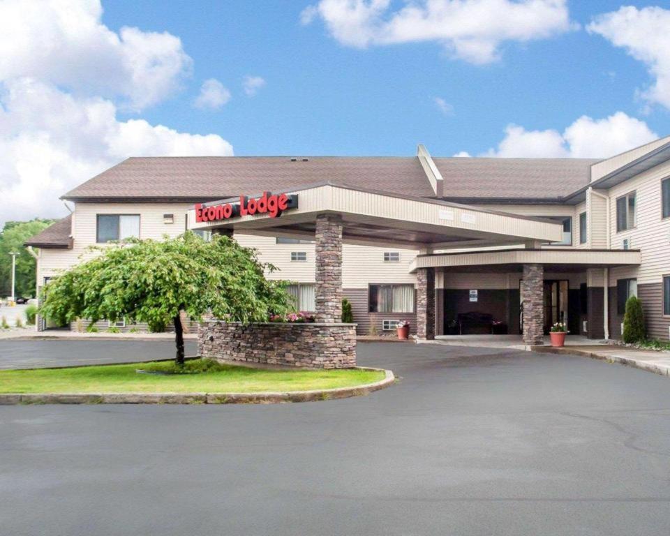 Econo Lodge photo 4