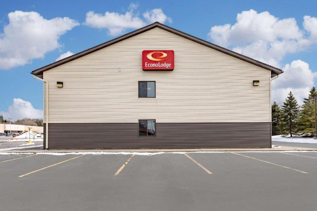 Econo Lodge photo 6