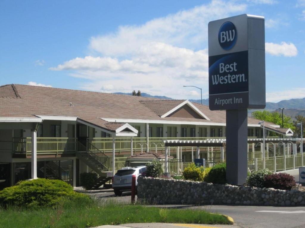 Airport Inn photo 1