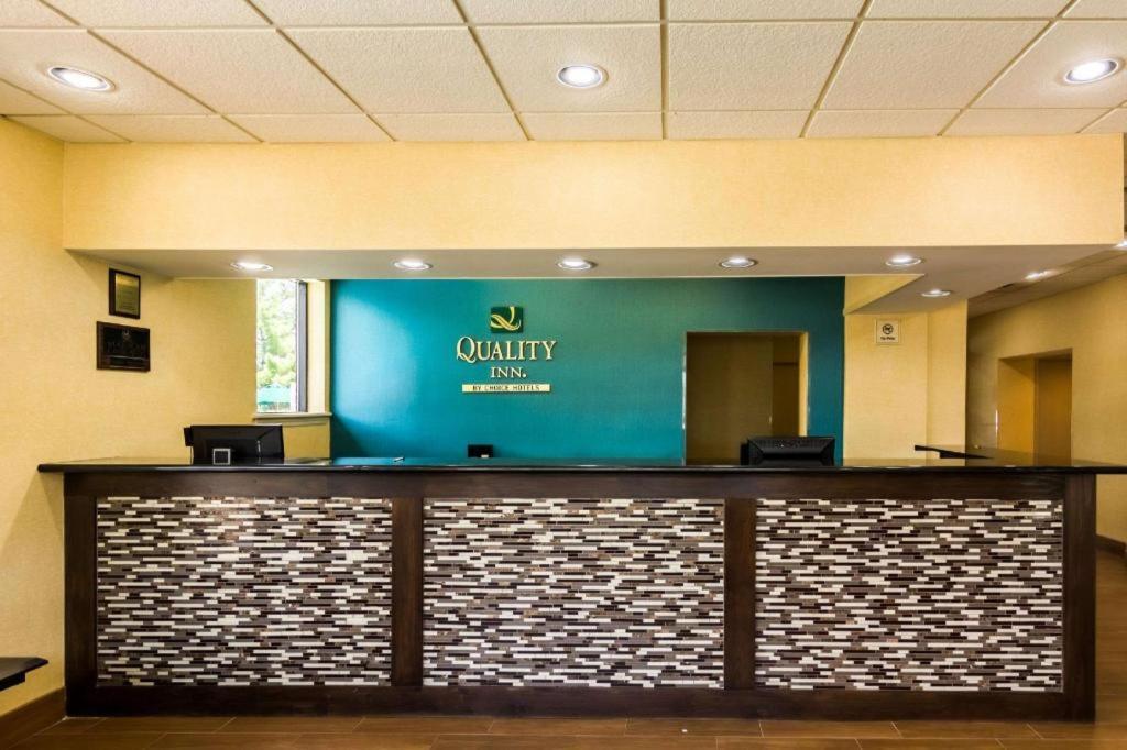 Quality Inn photo 6