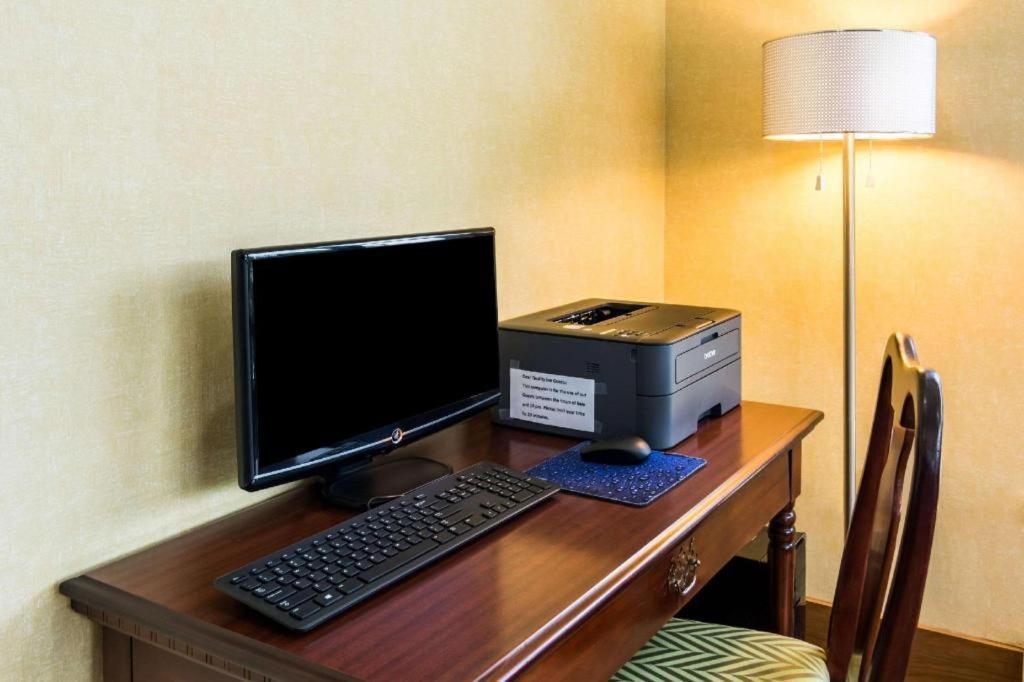 Quality Inn photo 7