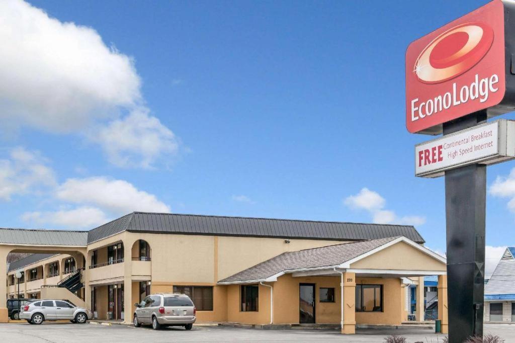 Econo Lodge photo 1