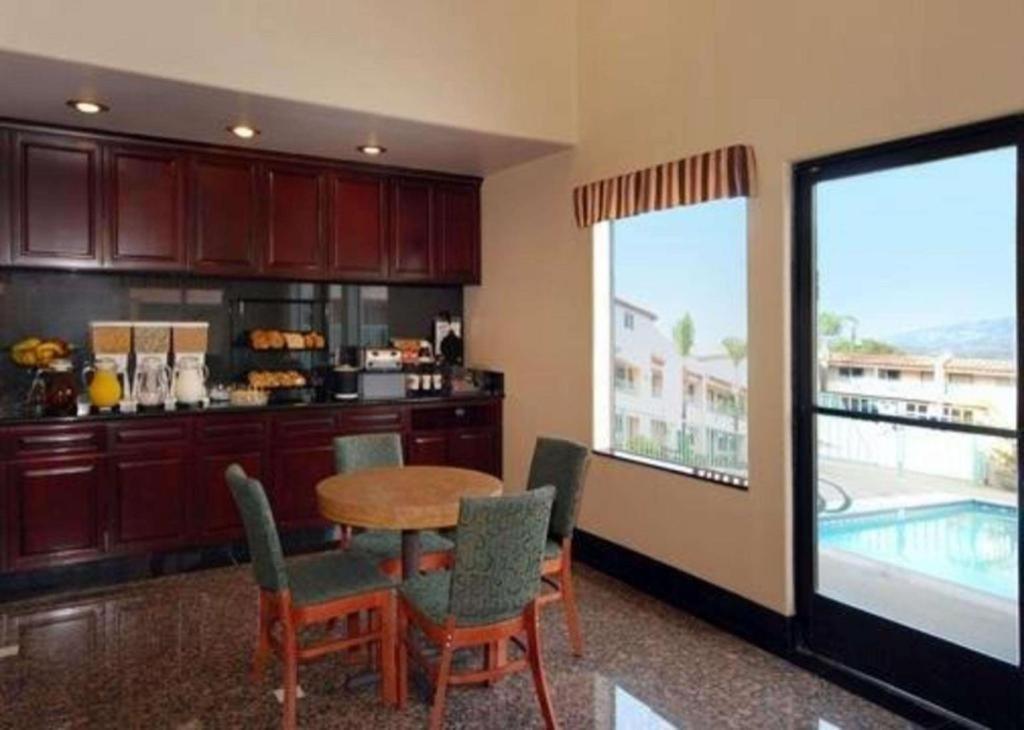 Quality Inn Near City of Hope photo 4