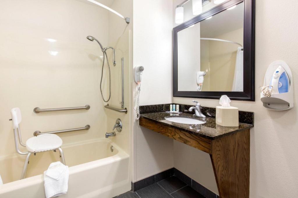 Quality Inn Arab Hwy 231 photo 15