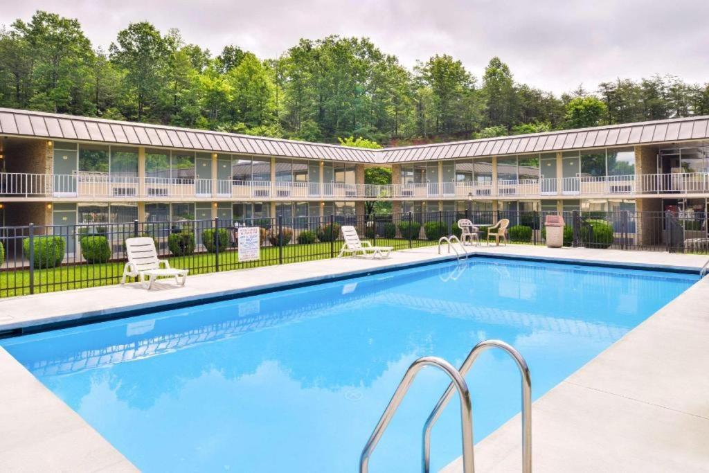 Quality Inn Dutch Inn photo 6