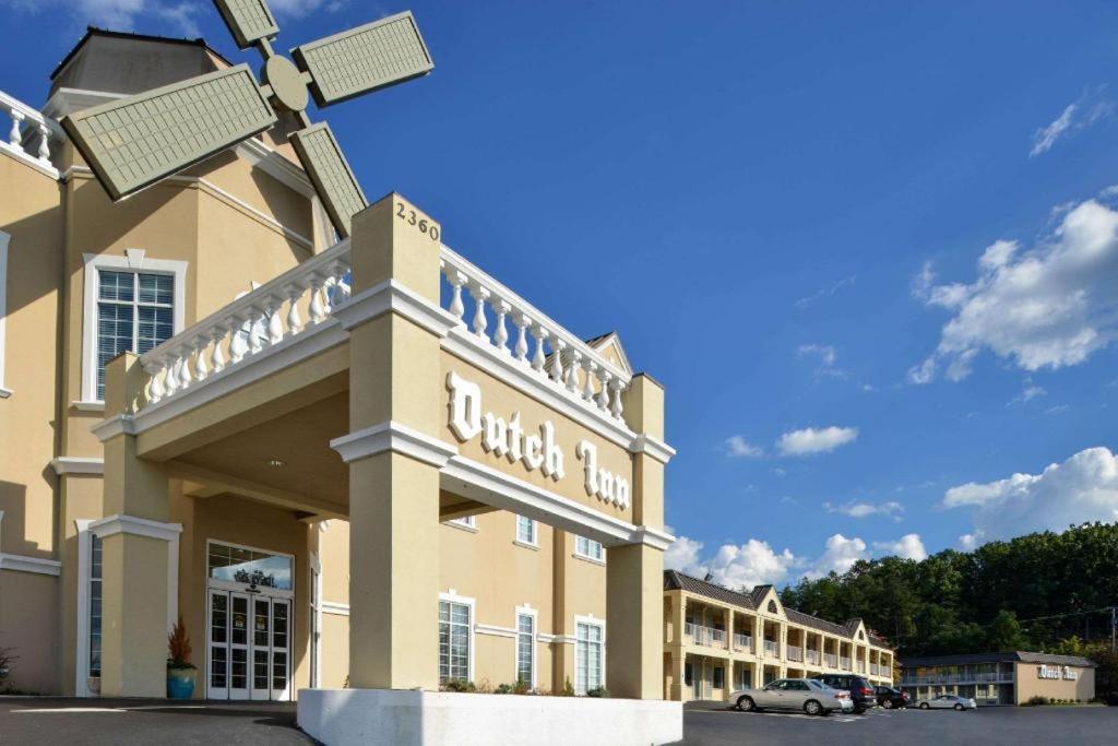 Quality Inn Dutch Inn photo 9