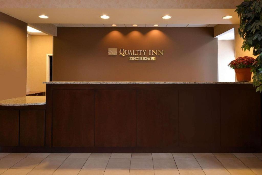 Quality Inn Dutch Inn photo 17