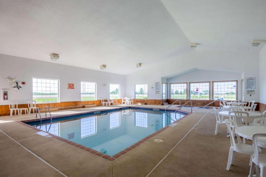 Quality Inn Mineral Point photo 5