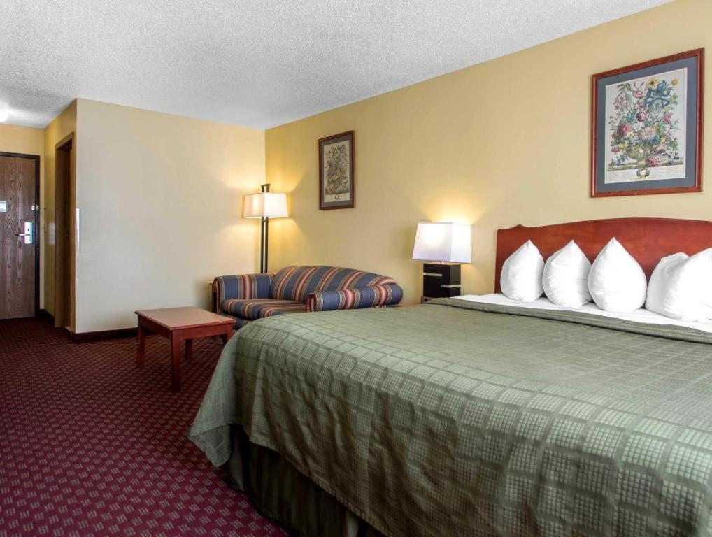 Quality Inn Mineral Point photo 15