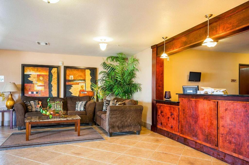 Quality Inn & Suites Franklin photo 5