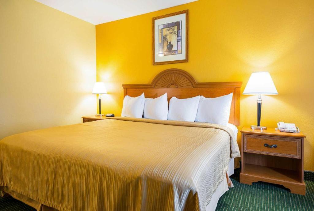 Quality Inn & Suites Franklin photo 8