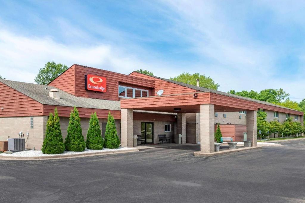 Econo Lodge photo 32