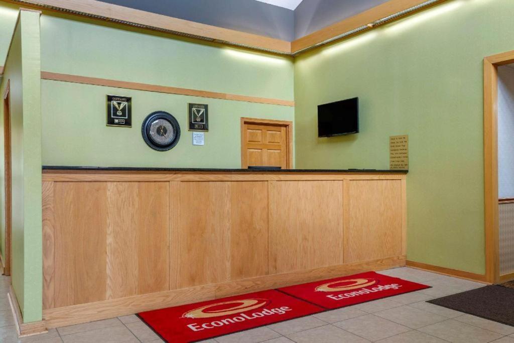 Econo Lodge photo 12