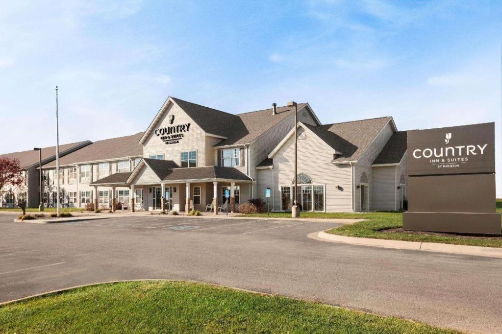 Country Inn & Suites by Radisson, Fort Dodge, IA — hotel in Fort Dodge
