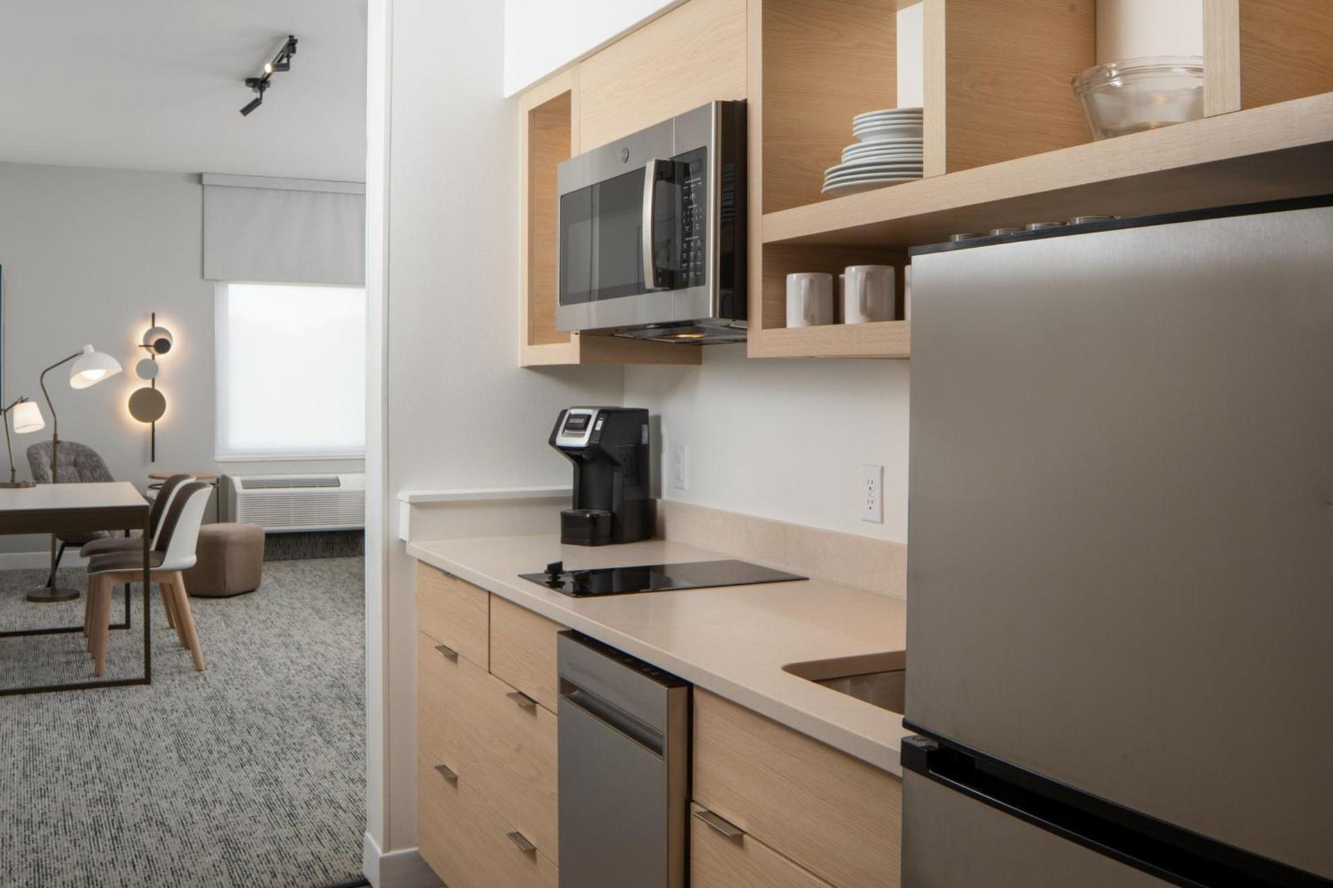 TownePlace Suites by Marriott Pensacola West I-10 photo 11