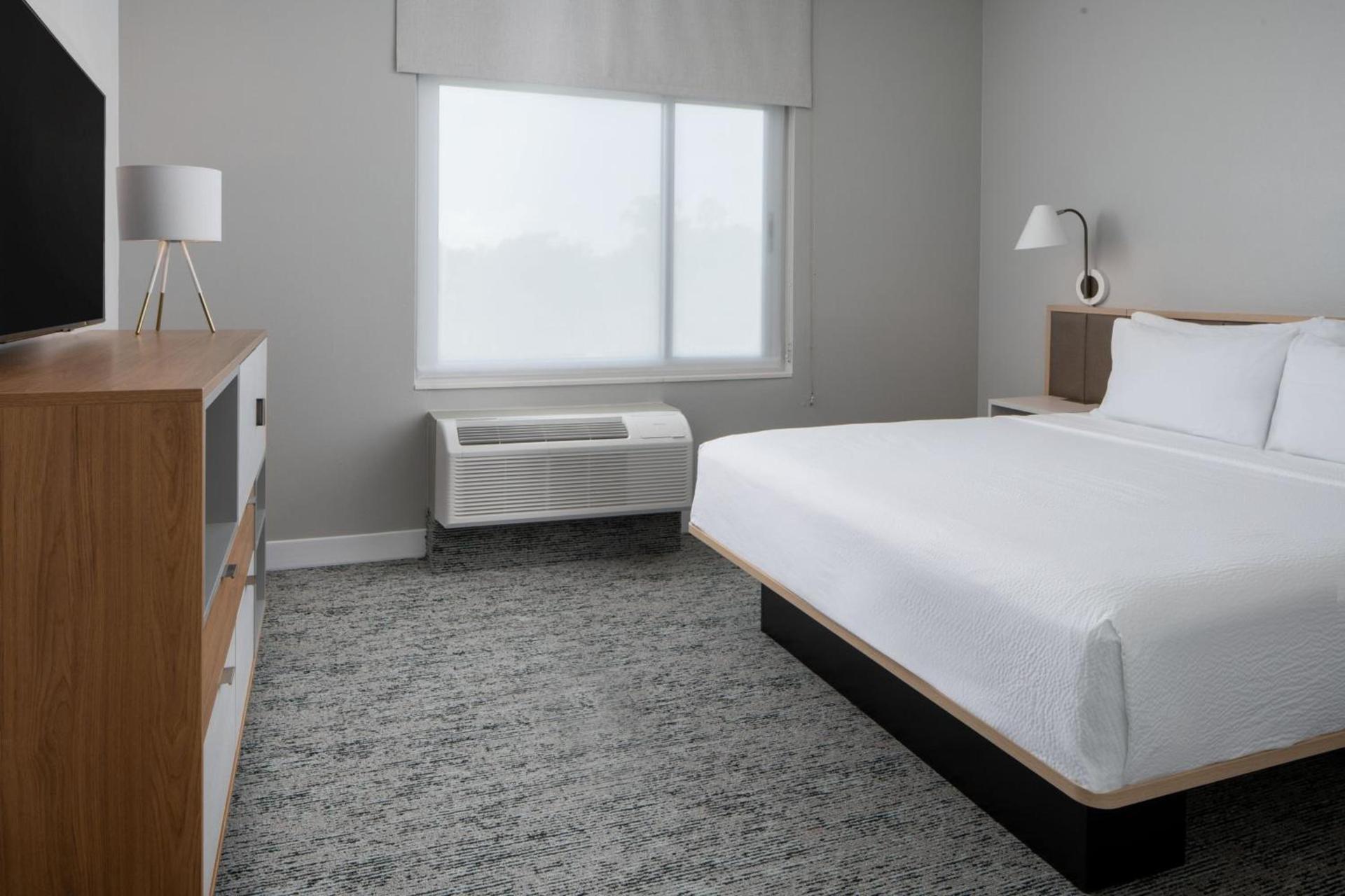 TownePlace Suites by Marriott Pensacola West I-10 photo 14