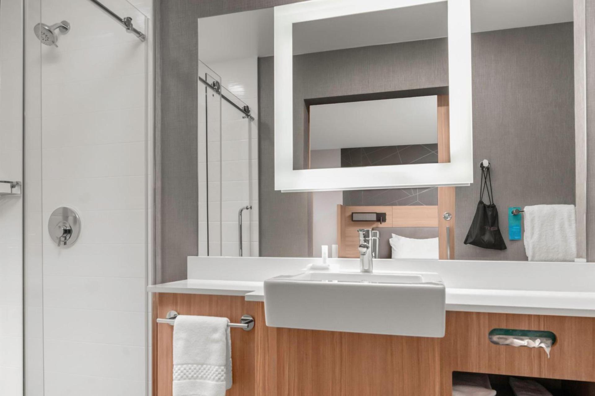SpringHill Suites by Marriott Raleigh Apex photo 13