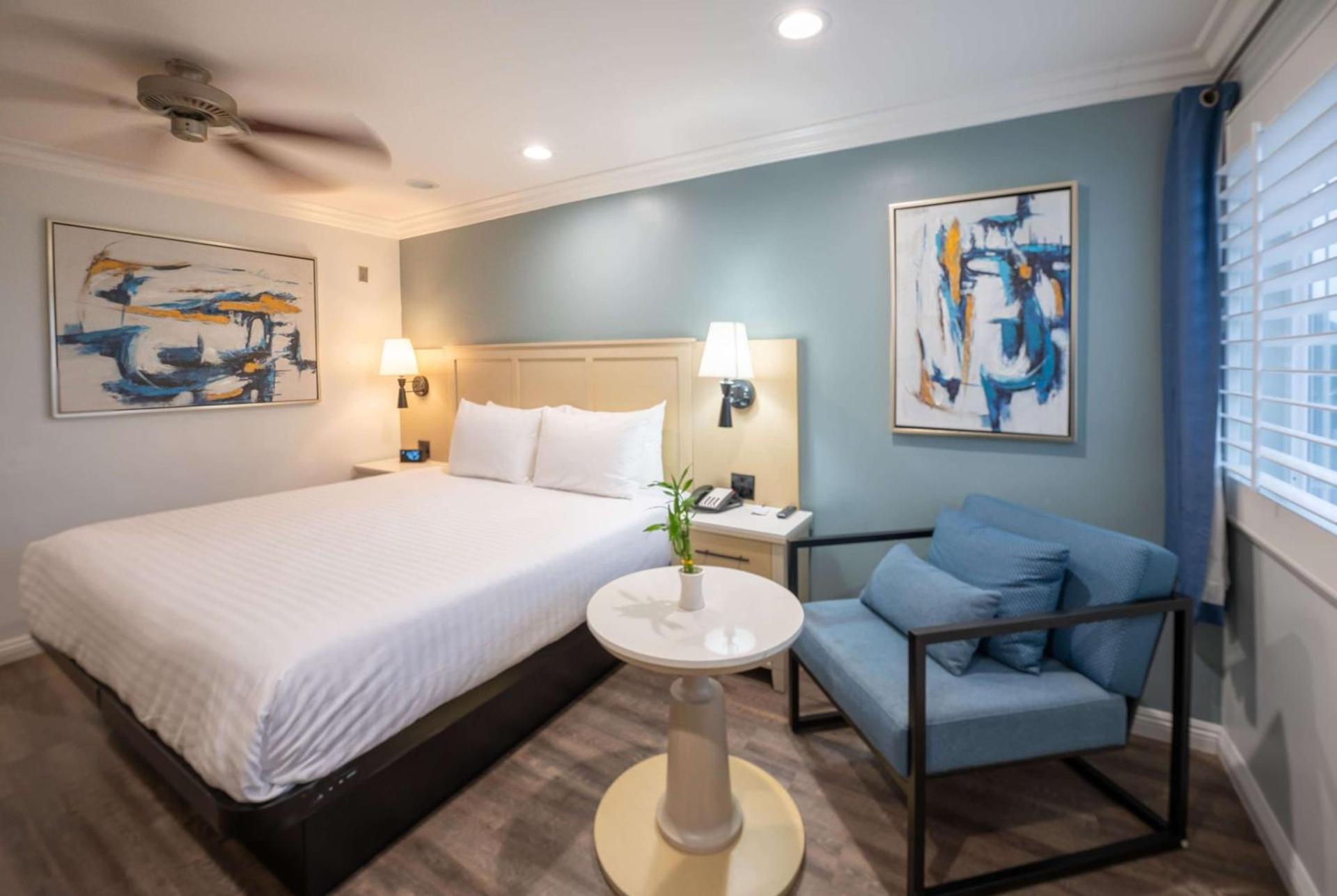 Ramada by Wyndham Redondo Beach photo 65