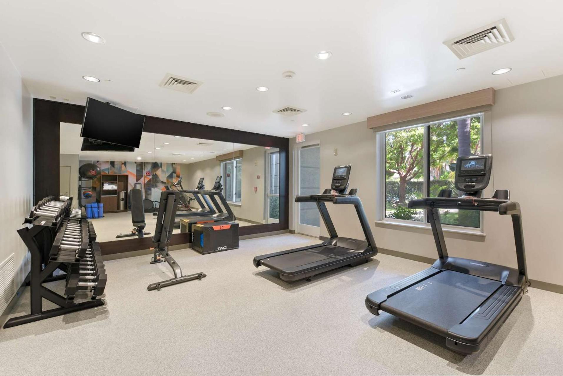 Hilton Garden Inn LAX - El Segundo photo 10