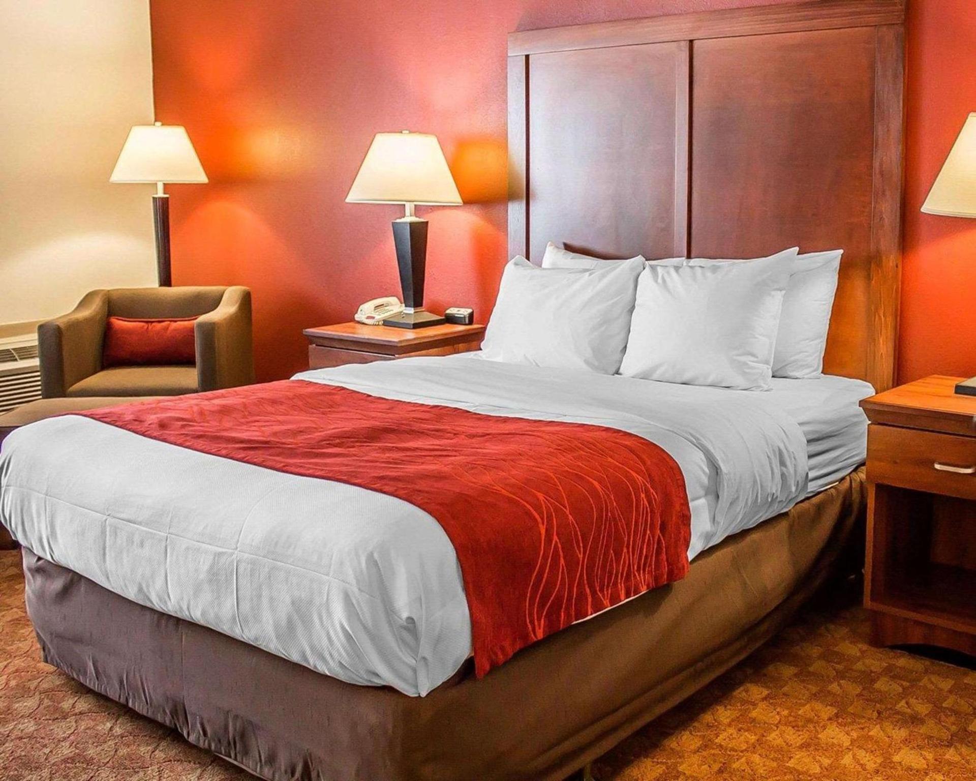 Quality Inn Lima Northeast photo 16