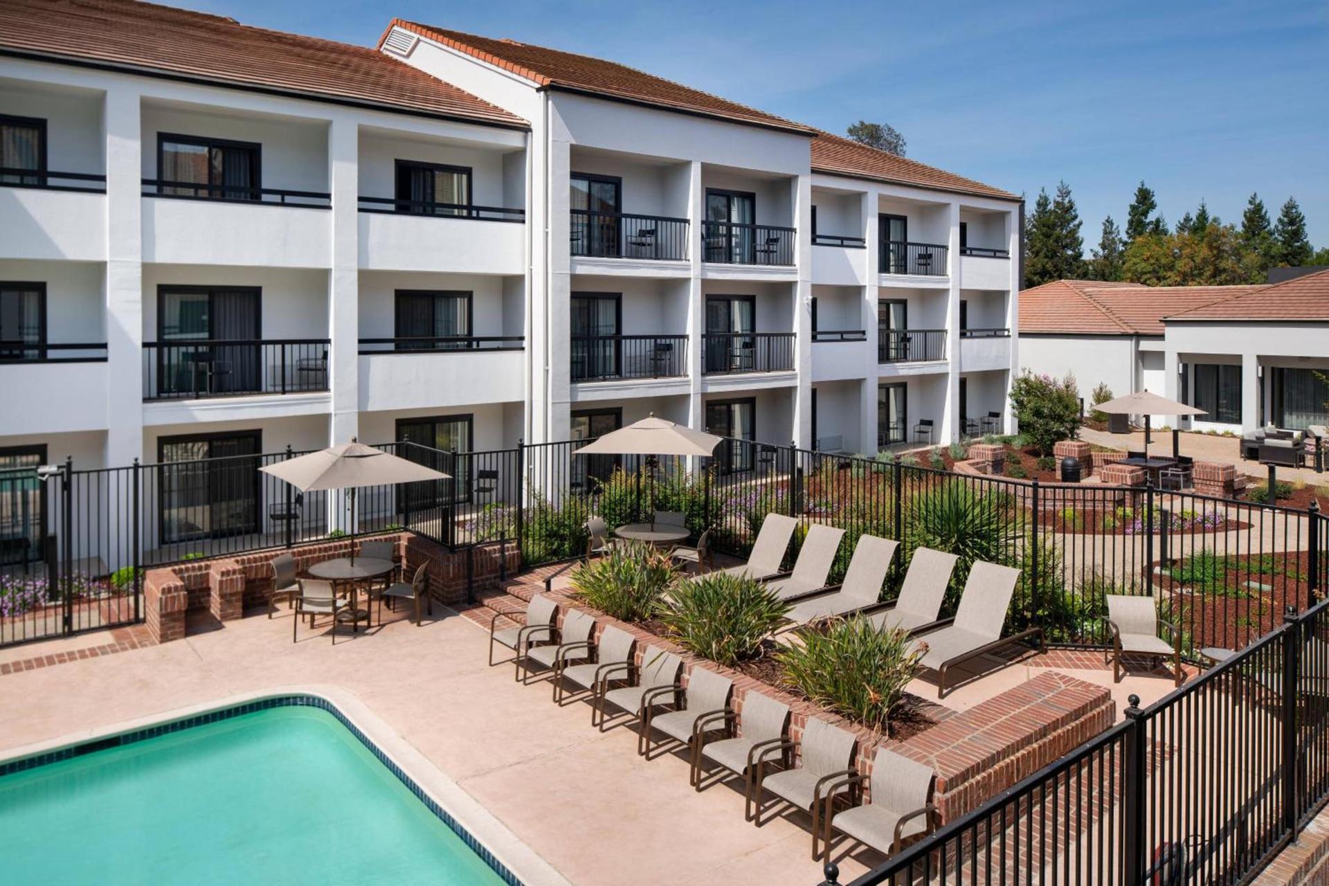 Courtyard San Jose Cupertino photo 16