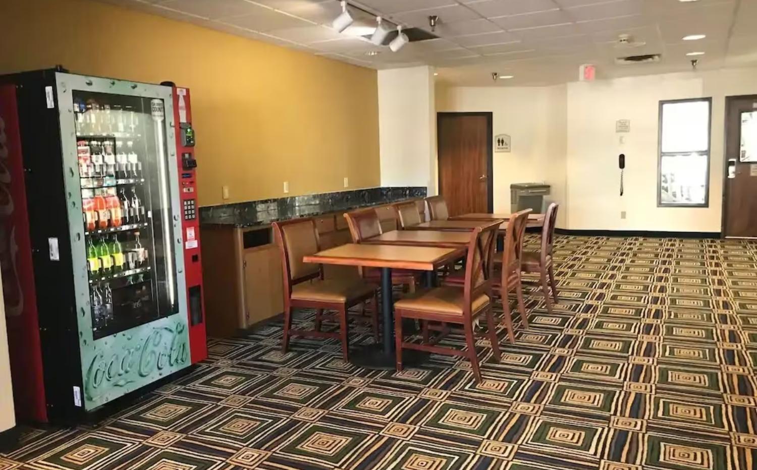 Blue Way Inn Eagan Extended Stay Minneapolis Airport Eagan North MN photo 14