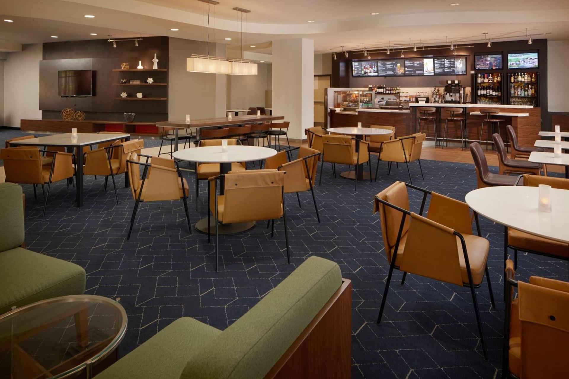 Courtyard by Marriott Winchester Medical Center photo 22