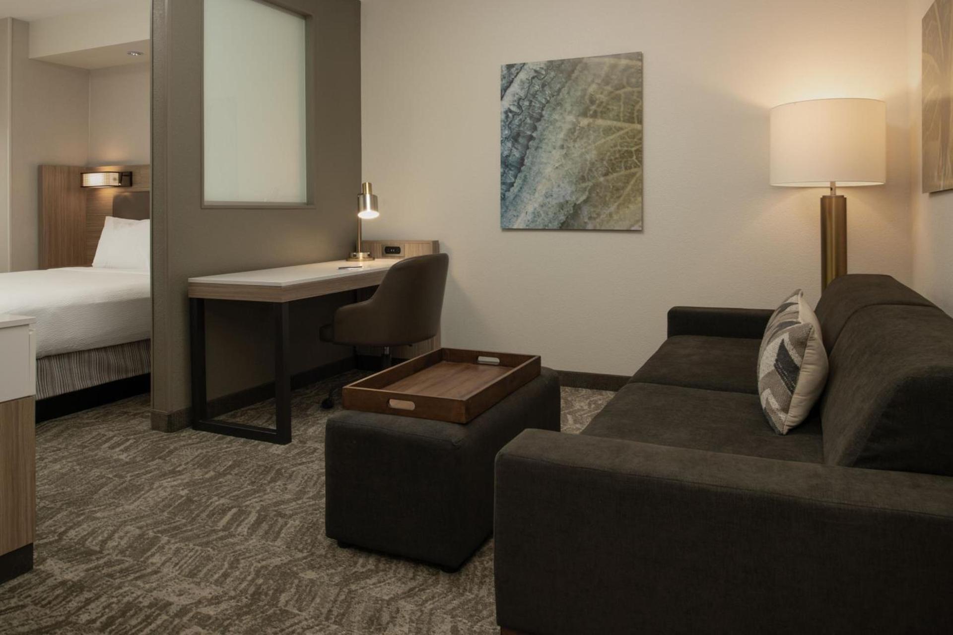 SpringHill Suites by Marriott Medford photo 8