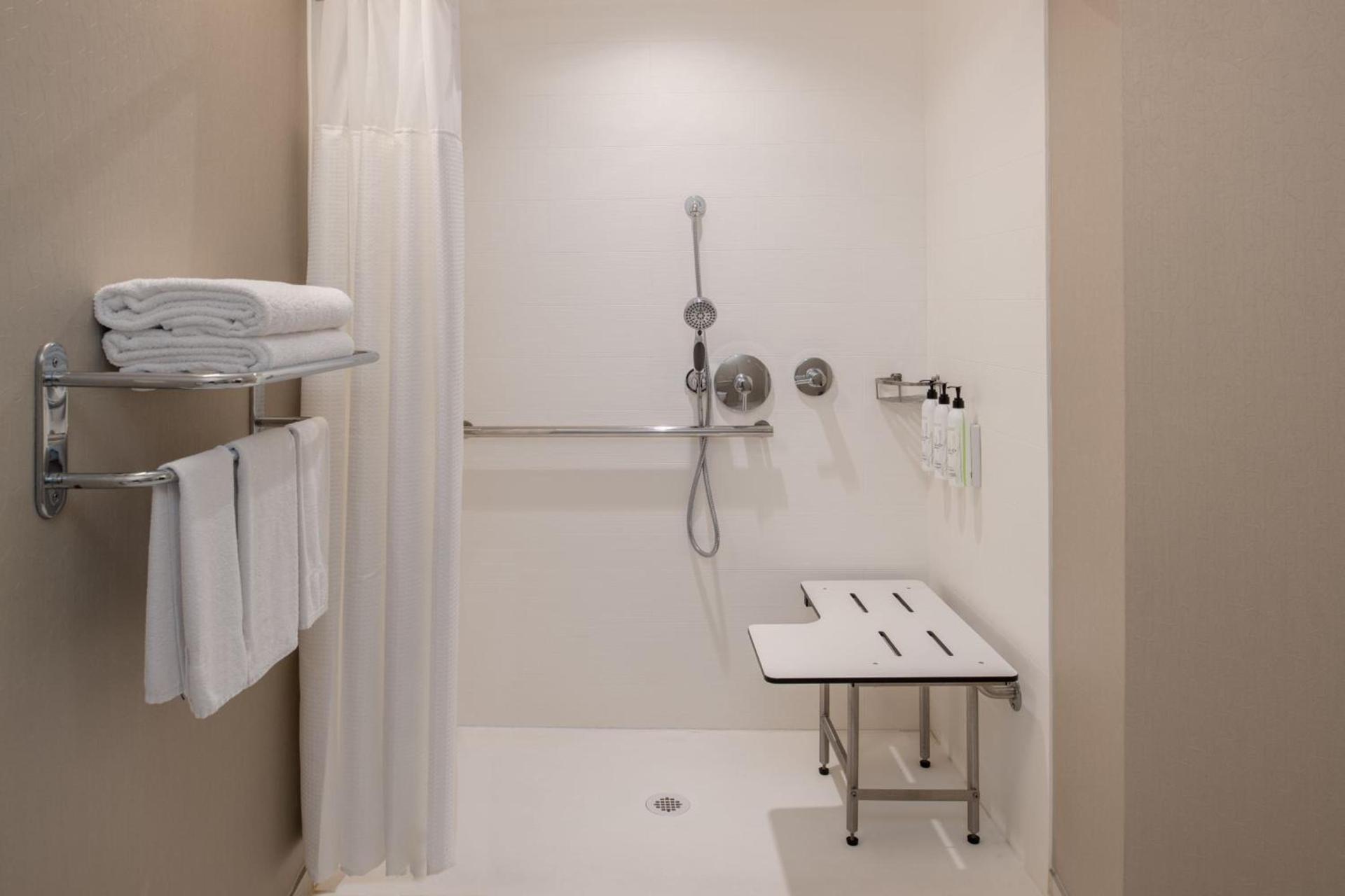 SpringHill Suites by Marriott Medford photo 22
