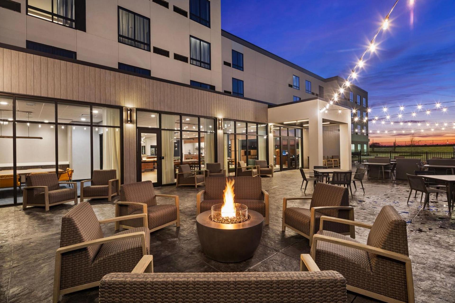 Courtyard by Marriott Bettendorf photo 40