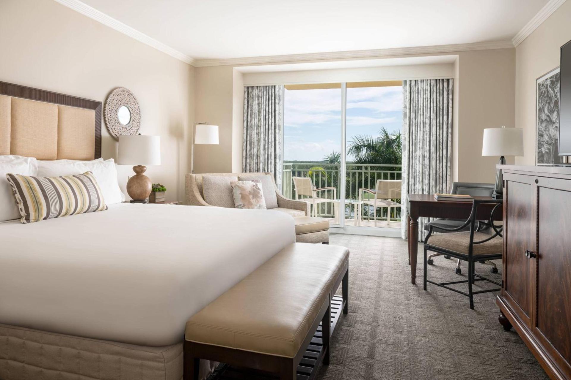 The Ritz-Carlton Naples, Tiburon photo 6